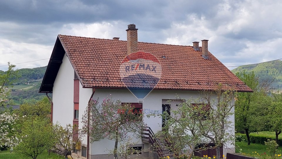 House for sale in Klanjec, 230m2