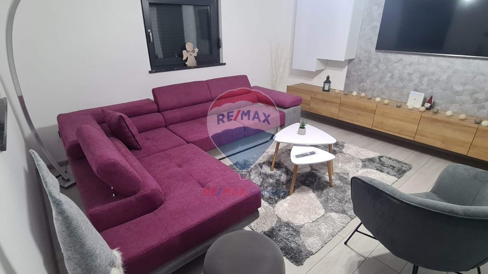 VIKEND KUĆA 77m2, detaljno renovirano, Krapina