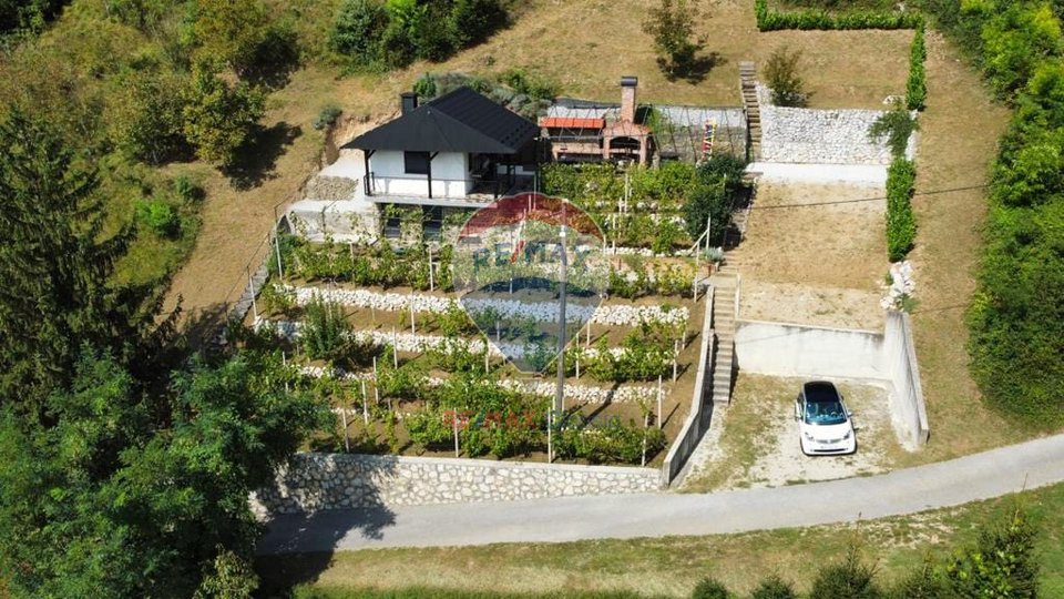 VIKEND KUĆA 77m2, detaljno renovirano, Krapina