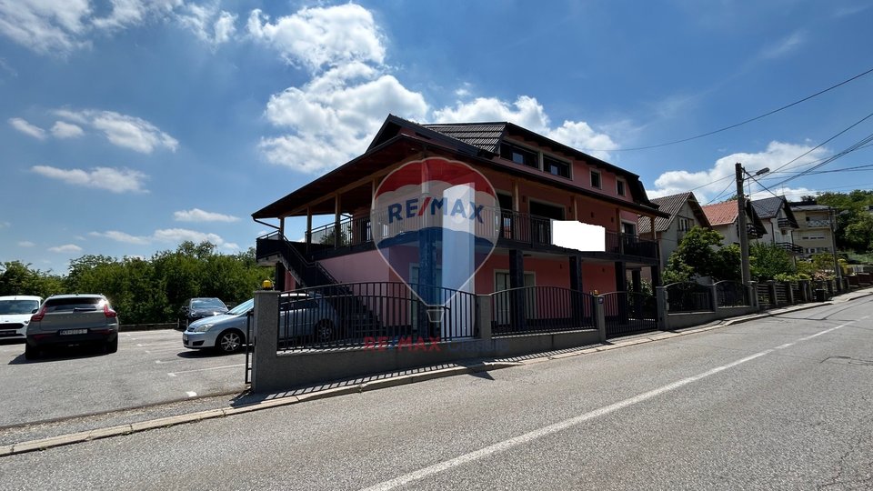 House, 400 m2, For Sale, Zagreb - Markuševec