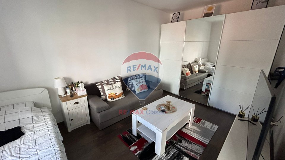 One-room adapted apartment, 27.80 m2