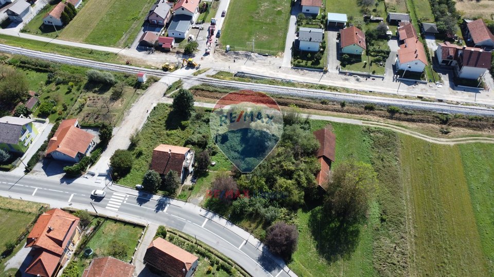 Building plot of 2108 m2 in the village of Lug Zabočki