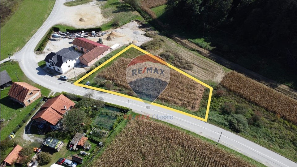 GRAĐEVINSKO ZEMLJIŠTE 2406 m2, TUHELJ, GOSPODARSKE NAMJENE