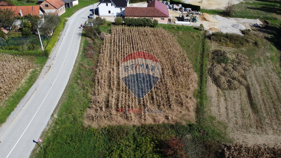 GRAĐEVINSKO ZEMLJIŠTE 2406 m2, TUHELJ, GOSPODARSKE NAMJENE