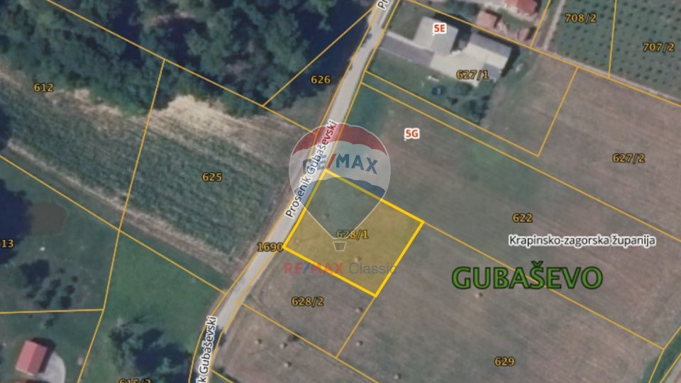 BUILDING LAND 1000 m2, WITH MAIN PROJECT AND BUILDING PERMIT FOR A HOUSE, GUBAŠEVO