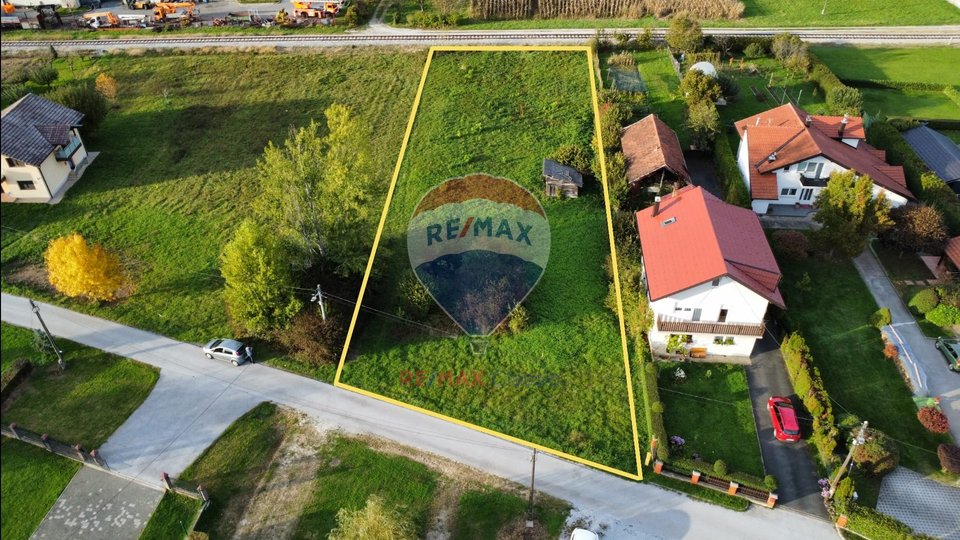 Building plot 400 meters from the center of Donja Stubica